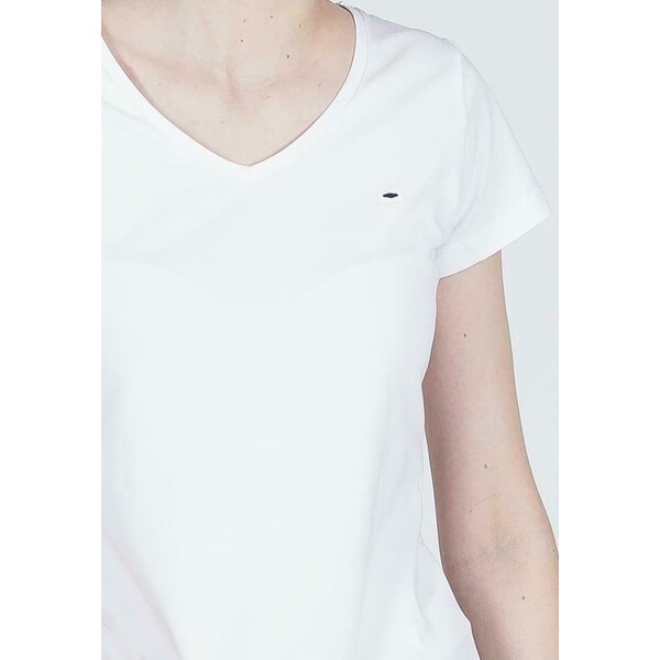 Cross Jeans T-shirt basic biały 2CR21D04W-A11