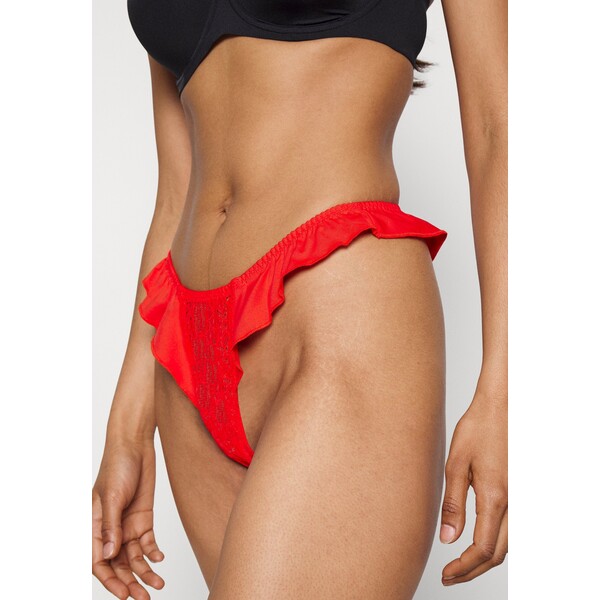 We Are We Wear GRACE LACE FLUTED EDGE THONG Stringi red WEJ81R00E-G11