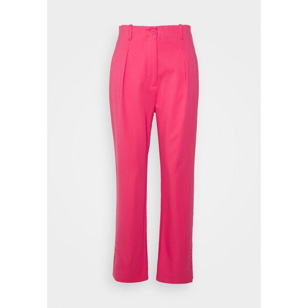 Marc Cain Spodnie materiałowe super pink M4R21A05A-J11