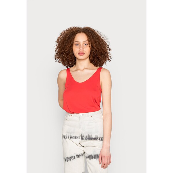 Pieces PCKAMALA TANK Top high risk red PE321D0IC-G11