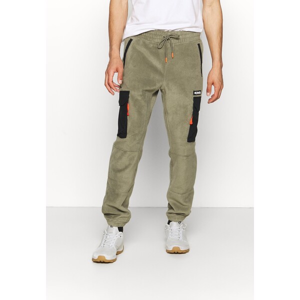 Columbia FIELD ROC™ BACKBOWL™ PANT Spodnie treningowe stone green/black C2342E02F-M11