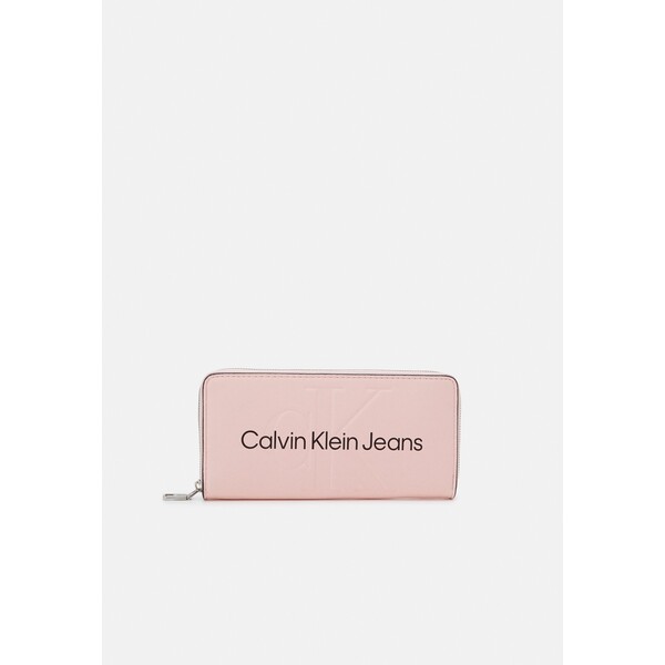 Calvin Klein Jeans SCULPTED MONO ZIP AROUND Portfel pink blush C1851F025-J11
