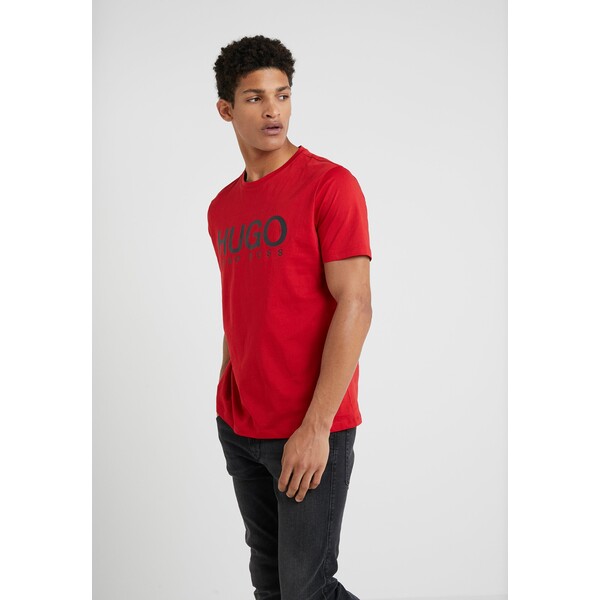 HUGO DOLIVE T-shirt z nadrukiem bright red HU722O02X-G12