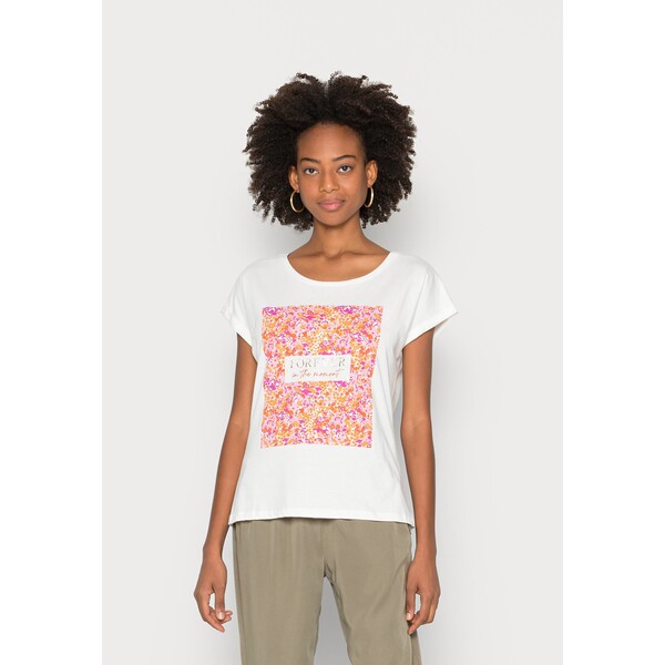 Cream FRIGGA T-shirt z nadrukiem berry flower CR221D0AS-I11