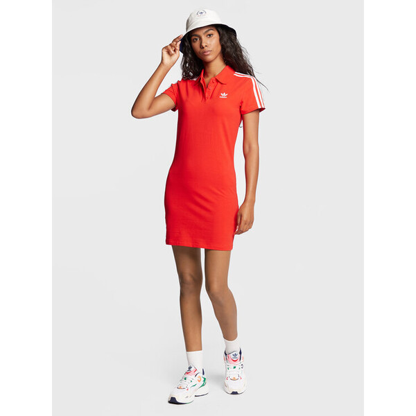 adidas Sukienka codzienna adicolor Classics HM2163 Czerwony Slim Fit