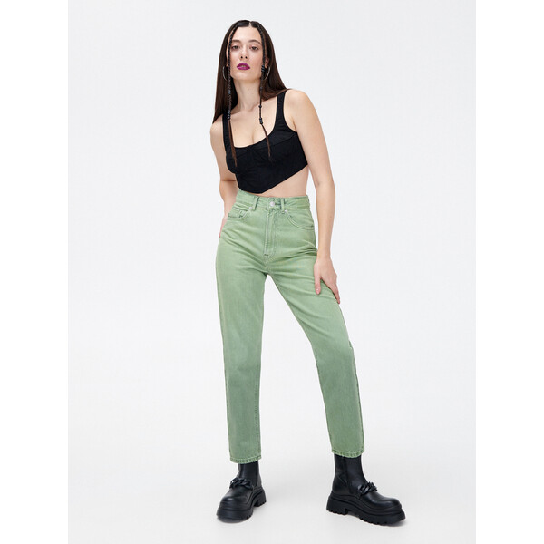 Cropp Zielone jeansy mom 6748N-71J