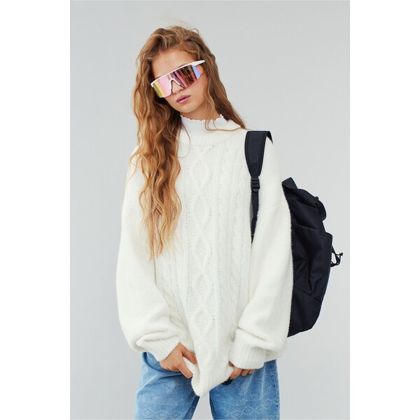 H&M Sweter oversize w warkoczowy splot - 1091724006 Kremowy