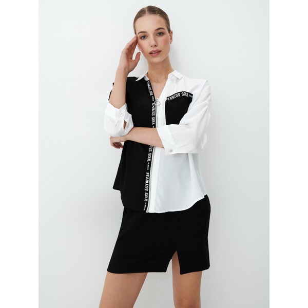 Mohito Czarno-biała koszula z wiskozy 0964T-00P