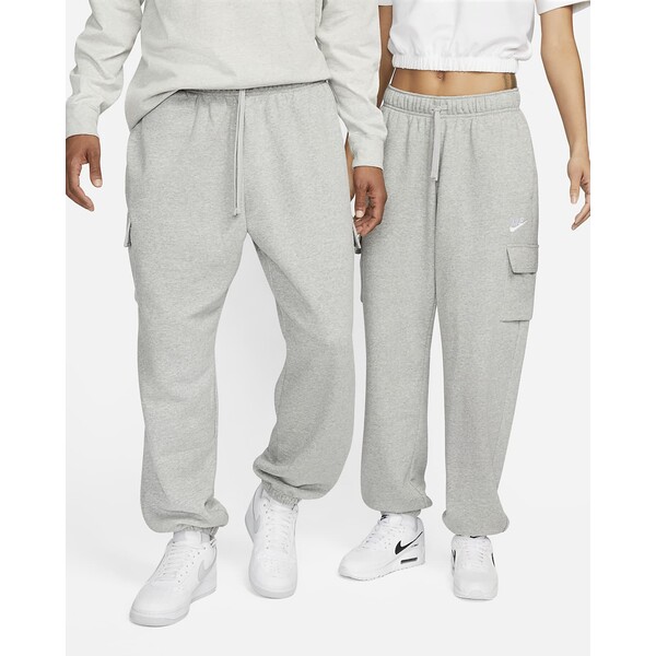 Damskie spodnie dresowe o kroju bojówek oversize ze średnim stanem Nike Sportswear Club Fleece DQ5196-063