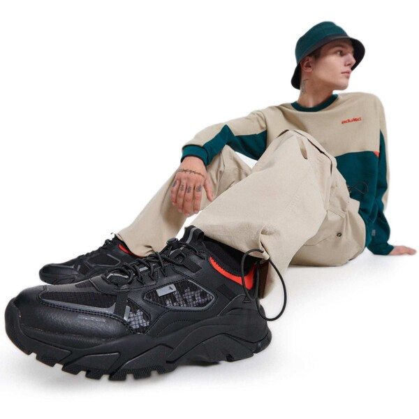 Cropp Czarne sneakersy ADU.LTD 0937S-99X
