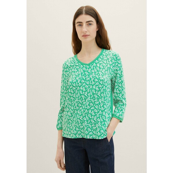 TOM TAILOR MIT ALLOVER-PRINT Bluzka z długim rękawem green floral design TO221D1HN-M11