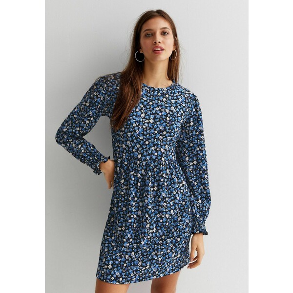 New Look DITSY FLORAL CRINKLE SMOCK Sukienka z dżerseju blue pattern NL021C1FF-K11