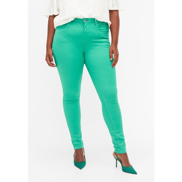 Zizzi AMY WITH SUPER SLIM FIT Jeansy Slim Fit holly green Z1721N0EA-M11