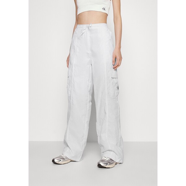 Calvin Klein Jeans Spodnie materiałowe C1821A06P-A11