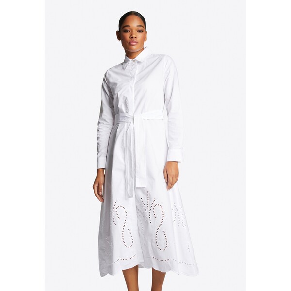 Rich & Royal MIT LOCHSTICKEREI Sukienka koszulowa white RI521C071-A11
