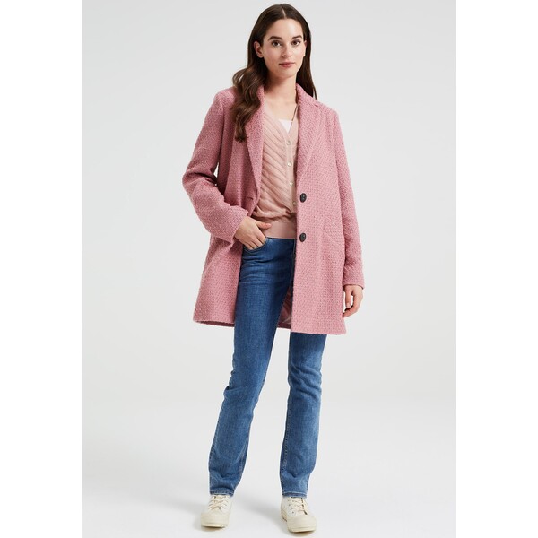 WE Fashion MET STRUCTUUR Krótki płaszcz pink WF521G04L-J11