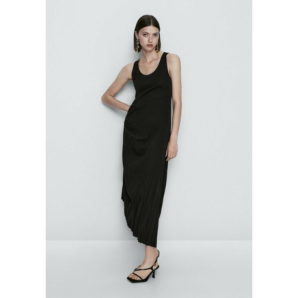 Massimo Dutti PLEATED Długa sukienka black M3I21C0U2-Q11