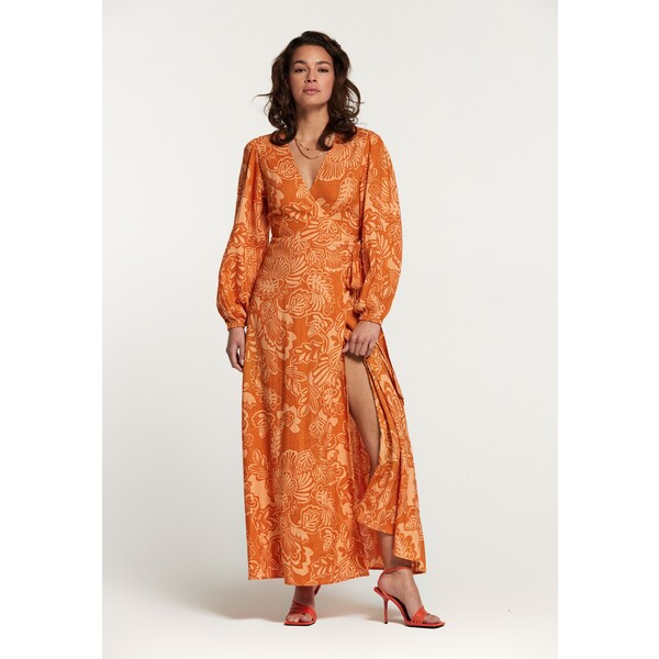 Shiwi NAIROBI Długa sukienka fresh apricot orange S6621C01U-H11