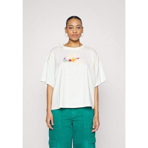 Nike Sportswear TEE BOXY T-shirt z nadrukiem sail NI121D0SX-A11