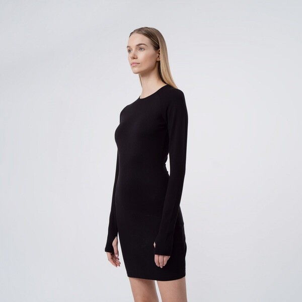 Damska sukienka dzianinowa z długim rękawem mini 4F H4Z22-SUDD011 - czarna