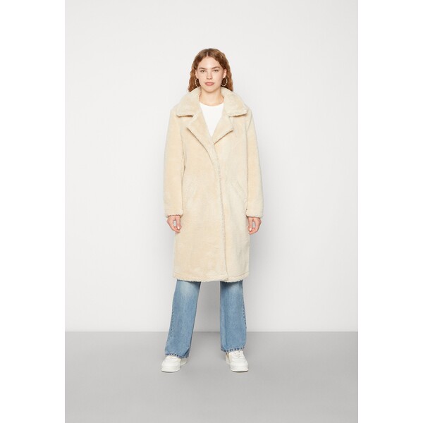 Cotton On COAT Płaszcz zimowy cream C1Q21U013-B11