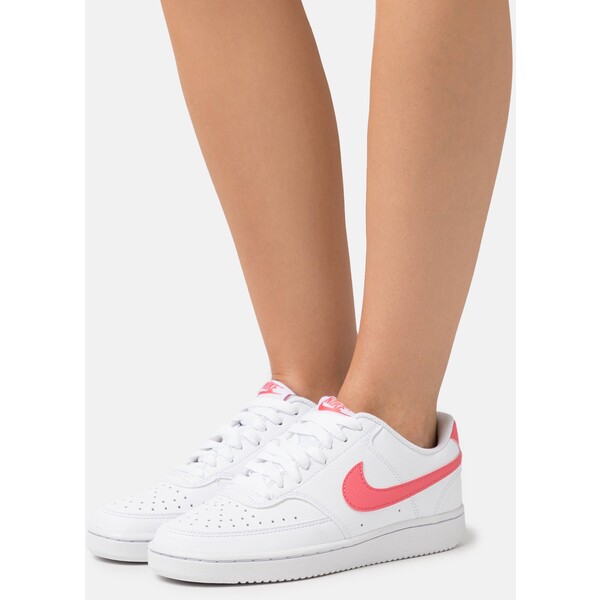 Nike Sportswear VISION Sneakersy niskie NI111A1D8-A11