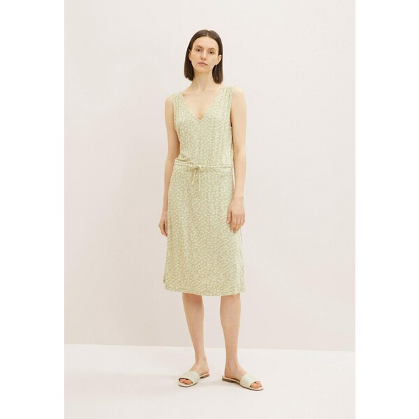 TOM TAILOR Sukienka z dżerseju green offwhite leaf design TO221C0O2-N11