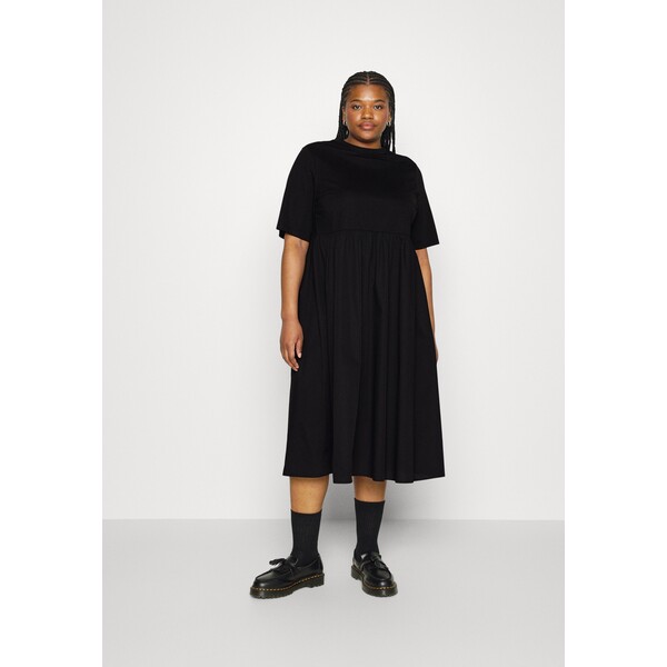 Selected Femme Curve SLFSAGA MIDI DRESS PLUS Sukienka letnia black SEW21C01H-Q11