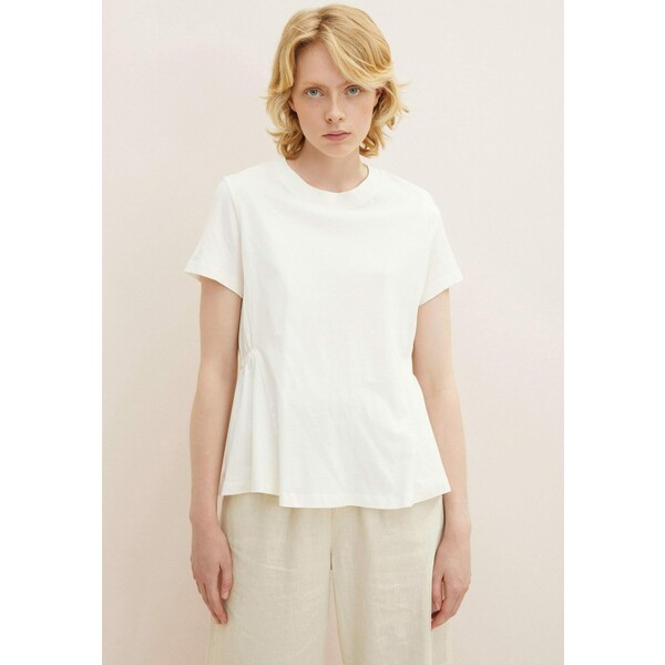 TOM TAILOR DENIM MIT RAFFUNGEN AUF DER RÜCKSEITE T-shirt z nadrukiem gardenia white TO721D11X-A11
