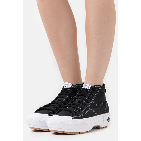 adidas Originals NIZZA TREK Sneakersy wysokie core black/footwear white AD111A1NF-Q11