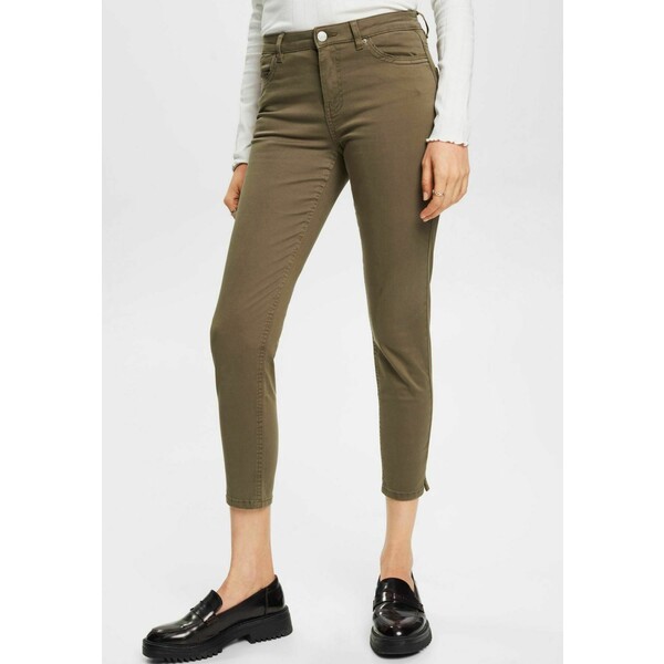 edc by Esprit STRETCHIGE MID RISE IN CROPPED-LÄNGE Jeansy Slim Fit khaki green ED121N0RC-M11