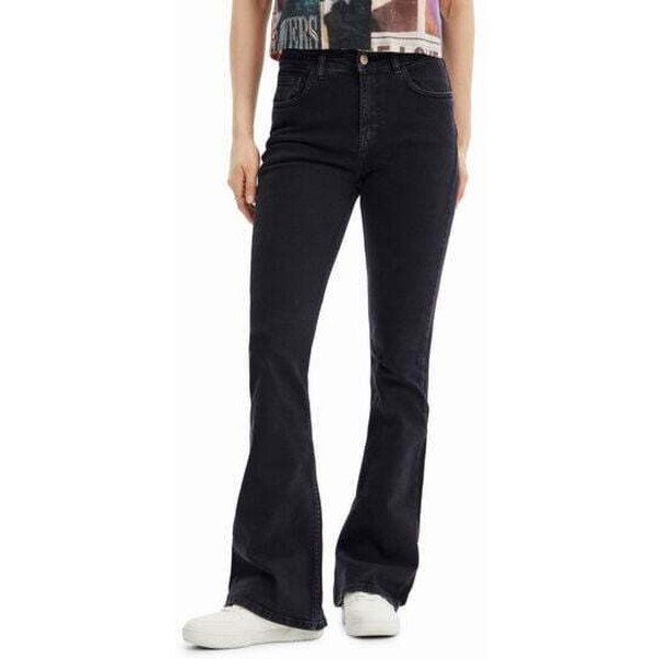 Desigual Spodnie dżinsowe z rozszerzanymi nogawkami 22WWDD532000