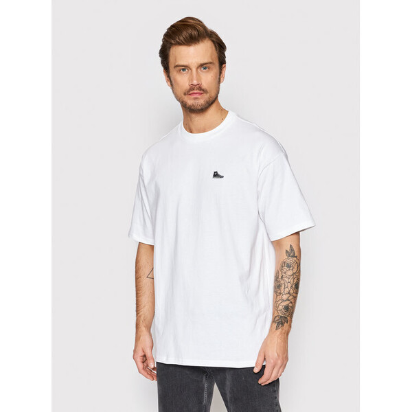 Converse T-Shirt Chuck Taylor Shoe Patch 10020931-A01 Biały Loose Fit