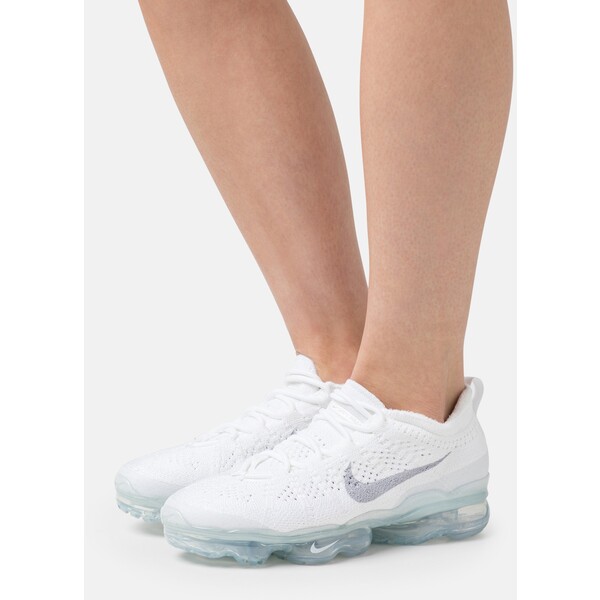 Nike Sportswear AIR Sneakersy niskie NI111A19P-A11