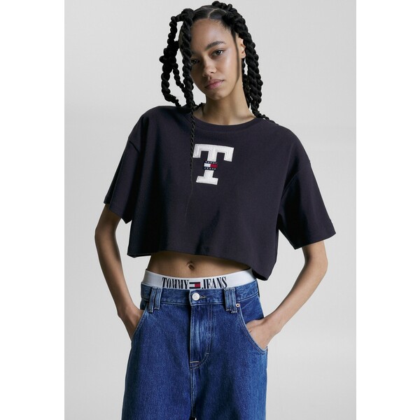 Tommy Jeans T-shirt z nadrukiem TOB21D0VF-K11