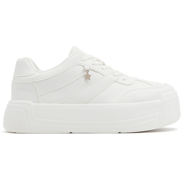 Cropp Białe sneakersy z zawieszkami 9901U-00X