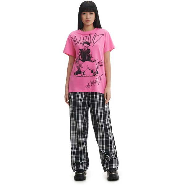 Cropp Różowy t-shirt z nadrukiem Yungblud 2292W-43X