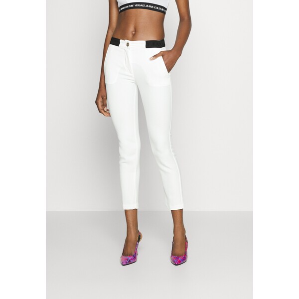 Versace Jeans Couture Spodnie materiałowe VEI21A05X-A11