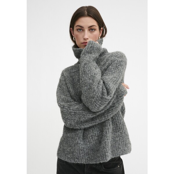 My Essential Wardrobe MEENA ROLL Sweter MYR21I00T-C11
