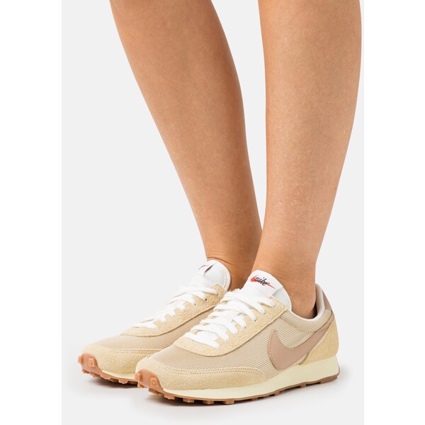Nike Sportswear DBREAK Sneakersy niskie NI111A17P-F11