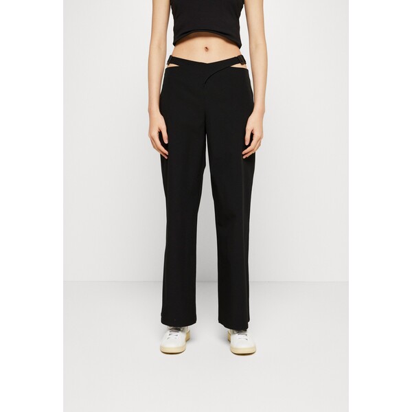 Calvin Klein Jeans Spodnie materiałowe C1821A06B-Q11