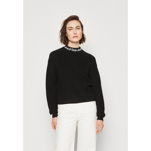 Calvin Klein Jeans INTARSIA LOOSE Sweter C1821I059-Q11