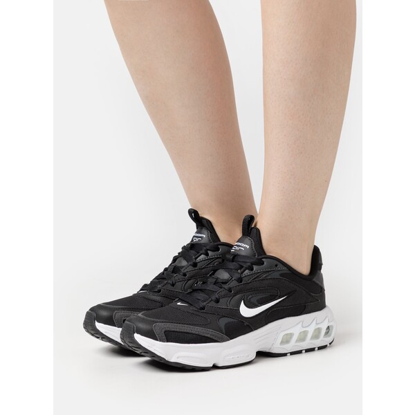 Nike Sportswear ZOOM AIR FIRE Sneakersy niskie NI111A17F-Q11