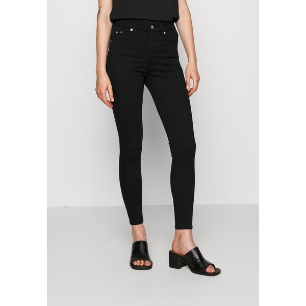 Calvin Klein Jeans Jeansy Skinny Fit C1821N0LR-Q11