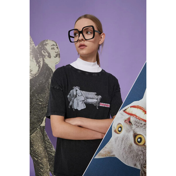 Medicine T-shirt bawełniany damski szary z kolekcji Możliwości - Fundacja Wisławy Szymborskiej
