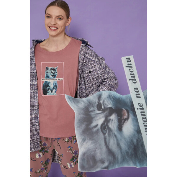 Medicine T-shirt bawełniany damski różowy z kolekcji Możliwości - Fundacja Wisławy Szymborskiej