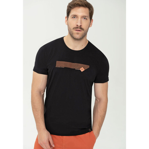 Volcano T-Shirt T-PAUL Czarny Regular Fit