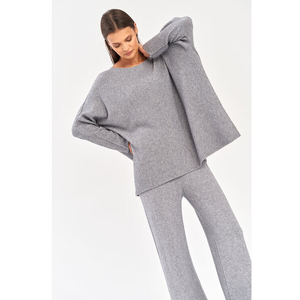 lemoniade Komplet sweter i spodnie materiałowe LS420 Szary Comfort Fit