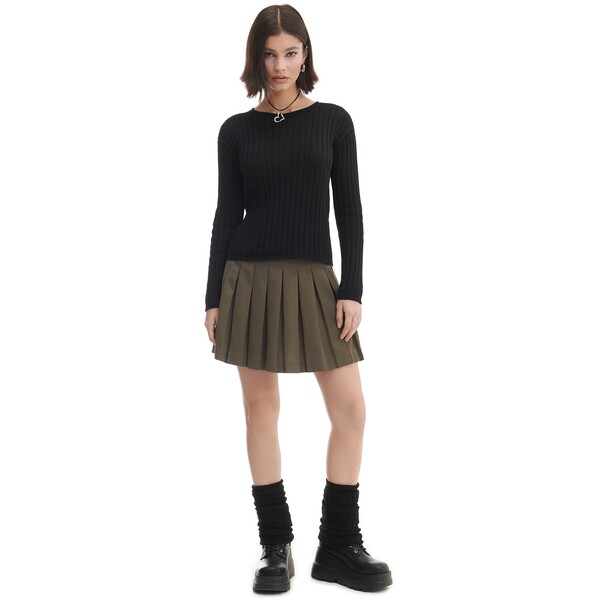Cropp Czarny sweter z ażurowym wzorem 8082Z-99X