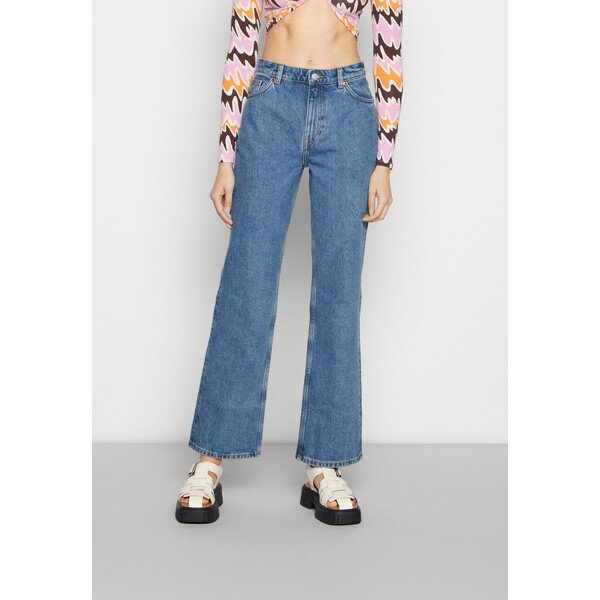 Monki Jeansy Relaxed Fit MOQ21N03W-K11